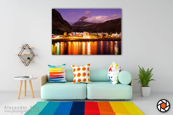 Puerto de Tazacorte as a canvas print will put a smile on your face every day.