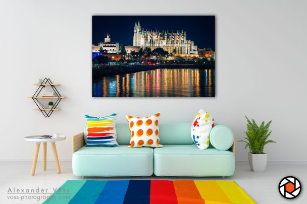 Palma Cathedral as a canvas picture will put a smile on your face every day.