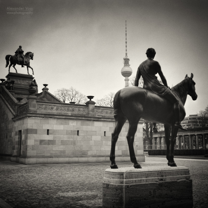 Analog Black and White Photography: Berlin – Alte Nationalgalerie